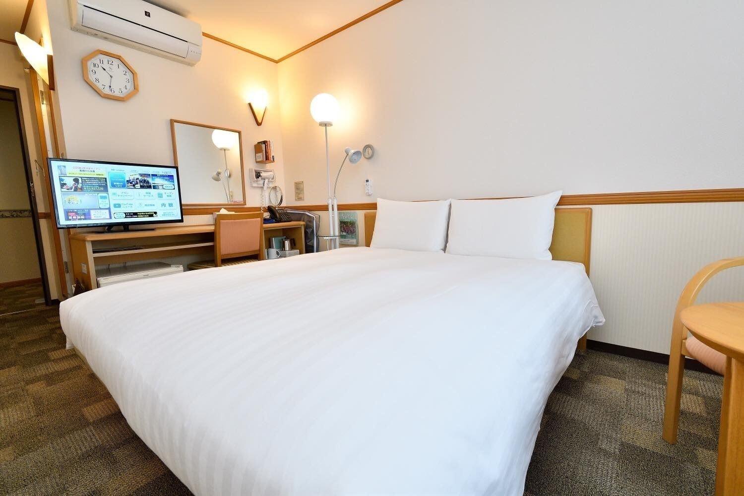 Toyoko Inn Hokkaido Kushiro Juji-Gai Esterno foto